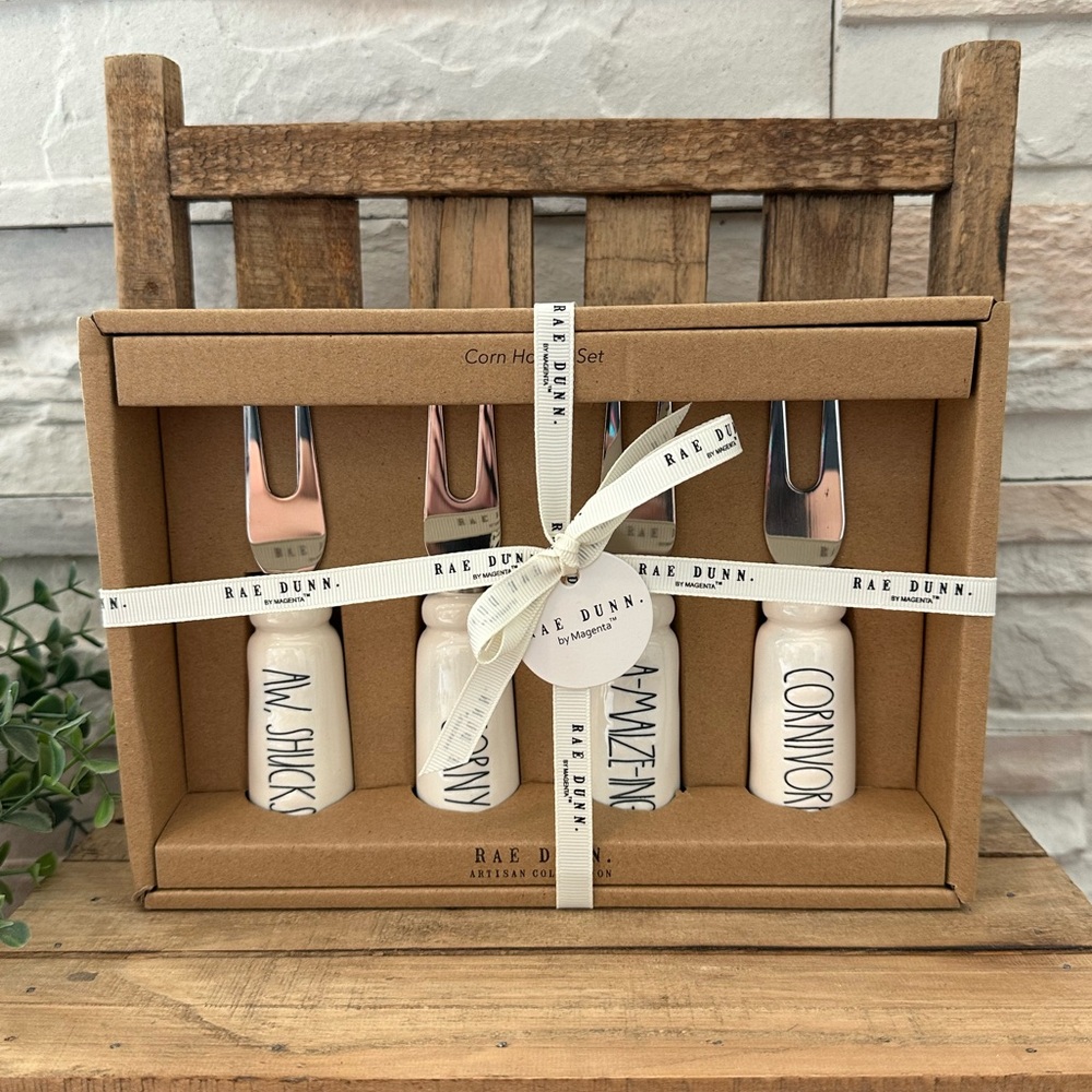 🆕 Rae Dunn | 🌽 Corn Holders - 4PC Set!